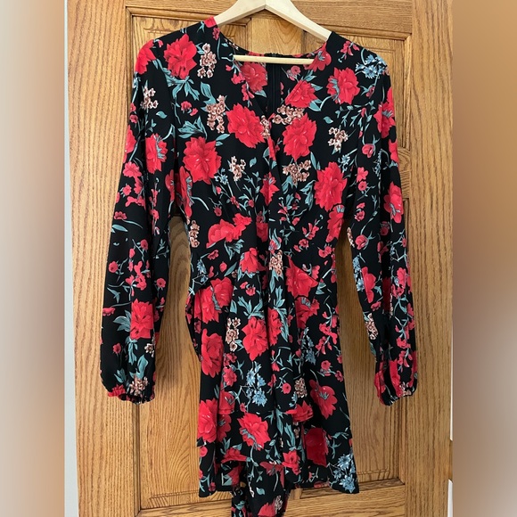 Romper - Picture 1 of 2